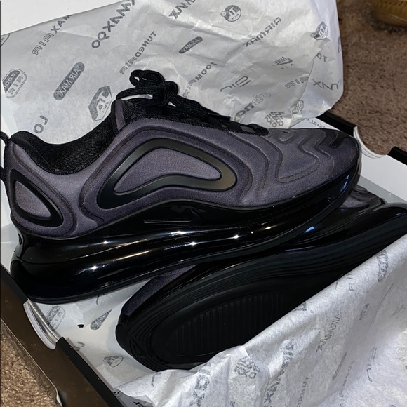 air max 720 all black